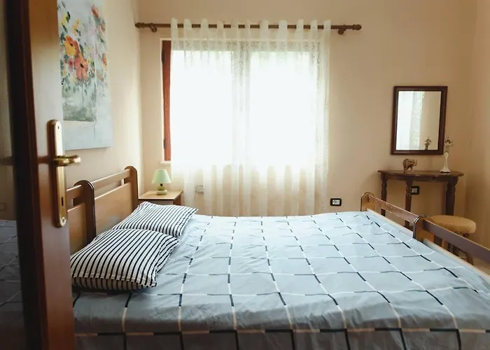 Rare With Private Parking & Garden Appartamento *
